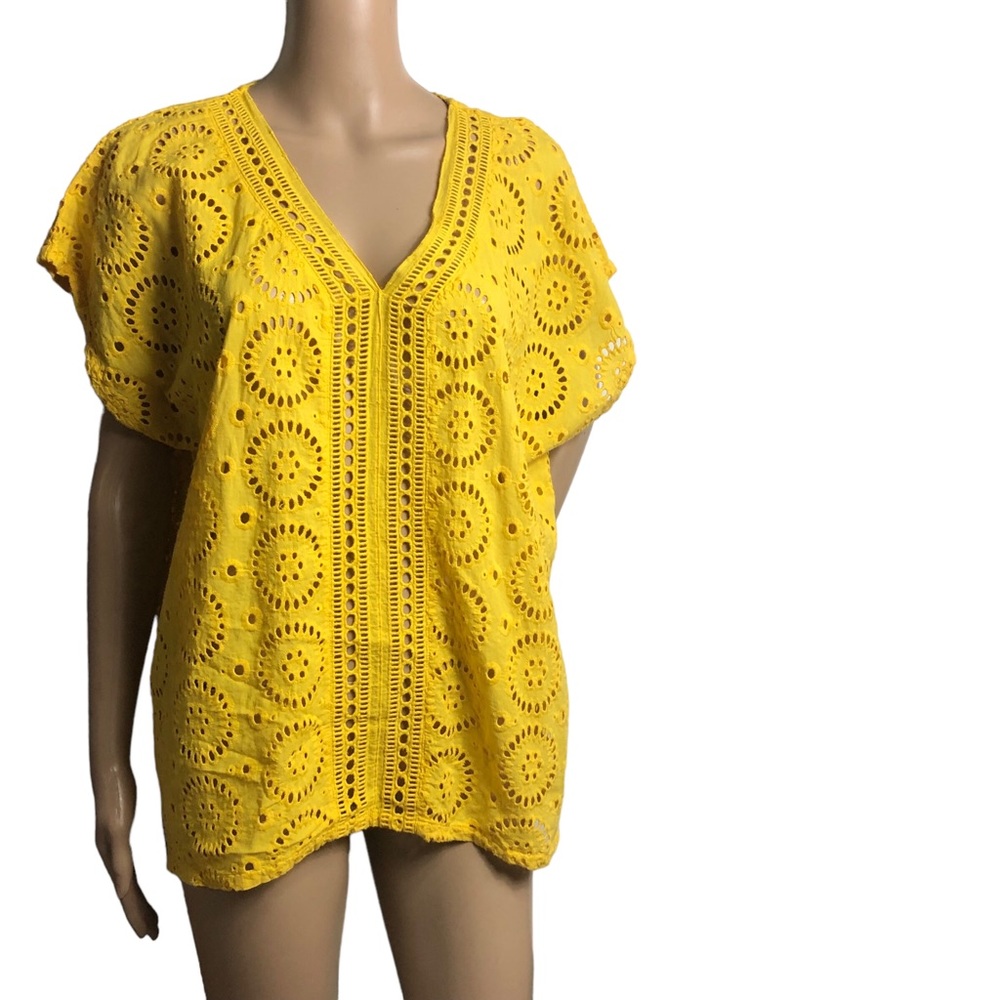 Mododoc Los Angeles Eyelet top / cover up